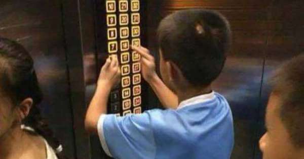 7岁小孩调皮地在电梯里乱按楼层键，妈妈的「惩罚方式」竟然让乘客最后都笑容满面地走出电梯！